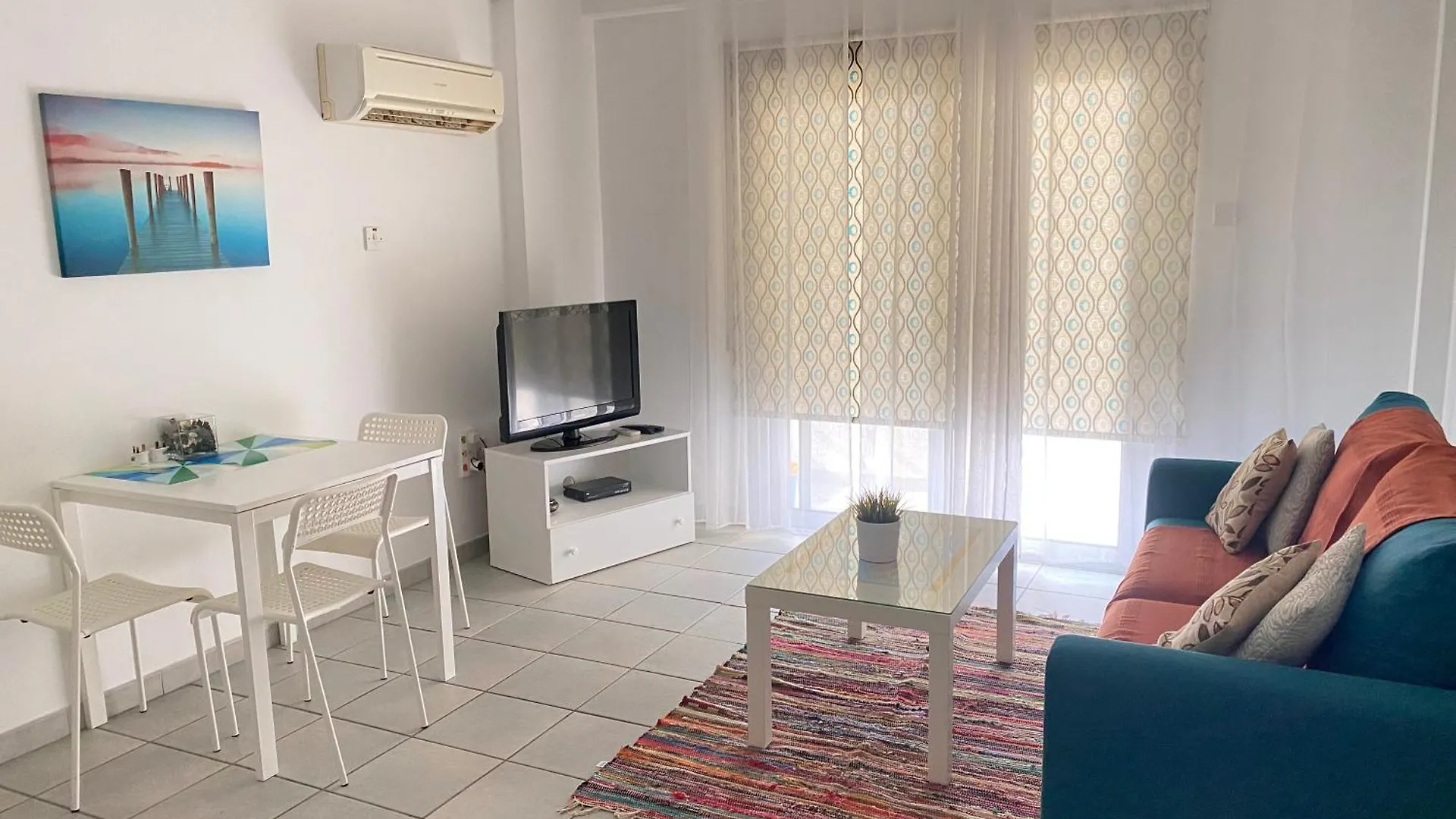 Krasas Beach Apartments Larnaca