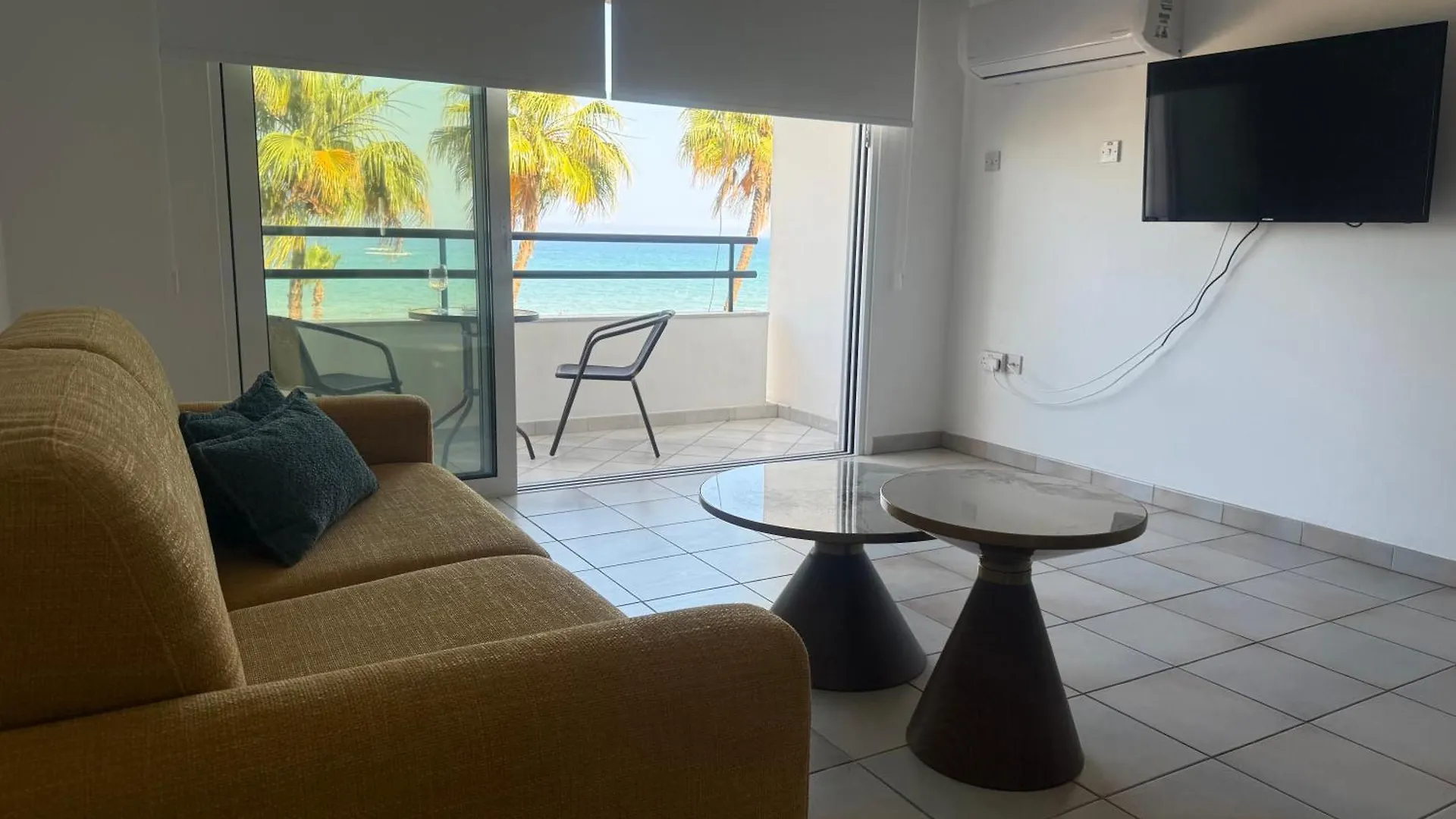 Krasas Beach Apartments Λάρνακα