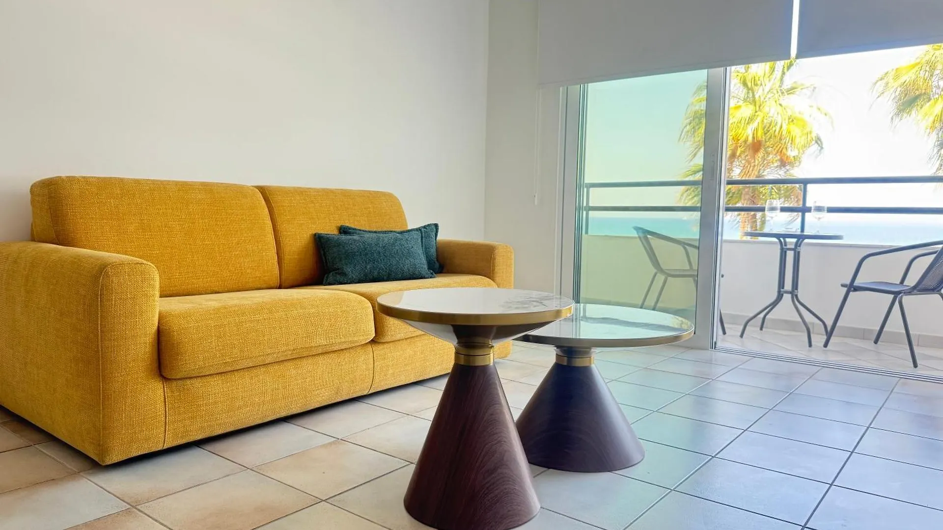 Krasas Beach Apartments Larnaca