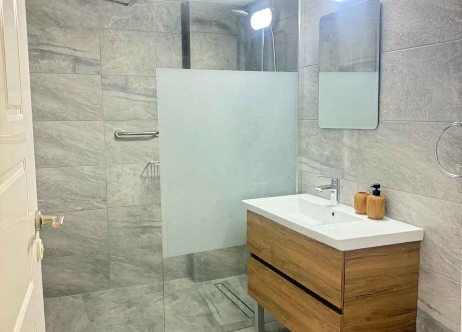 Krasas Beach Apartments Larnaca