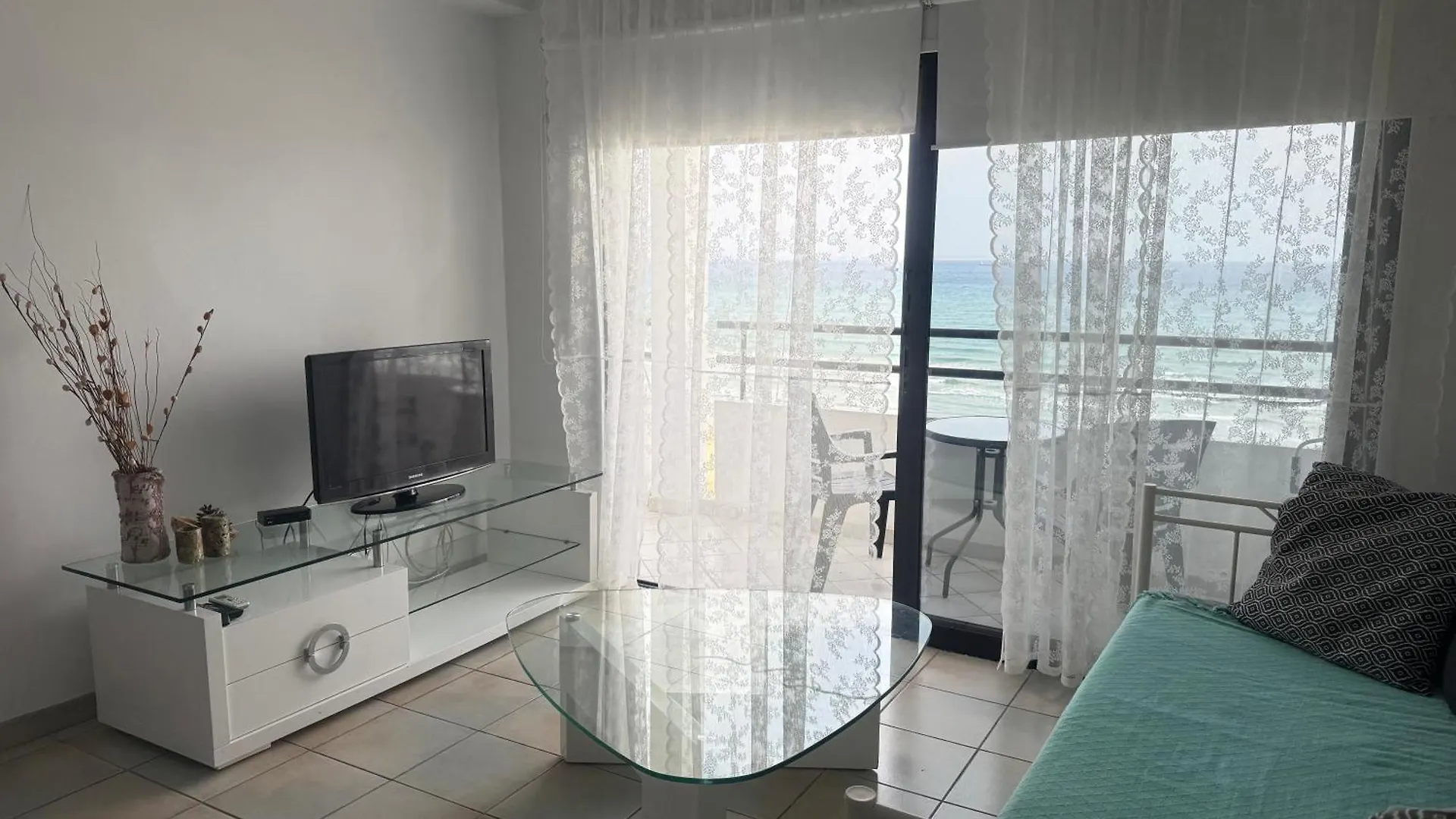 Krasas Beach Apartments Larnaca 0*,  Cypern